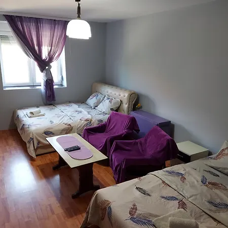 Apartment Iva *